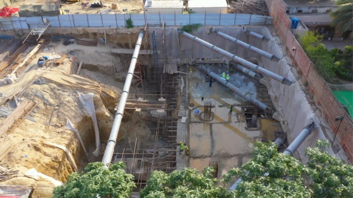 MVI_5220.00_02_03_37.Still066