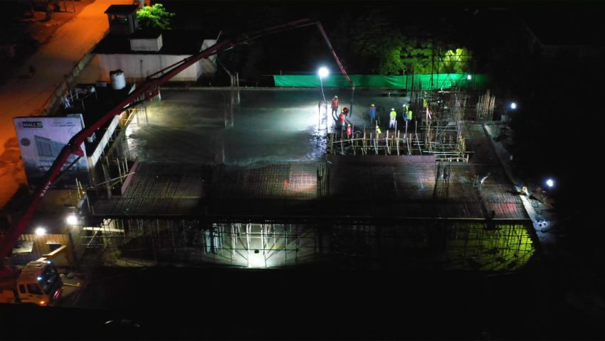 09Sep - Mall 35 - 10-09-2021.00_01_16_15.Still241