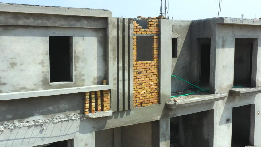 Pics.00_00_43_28.Still134