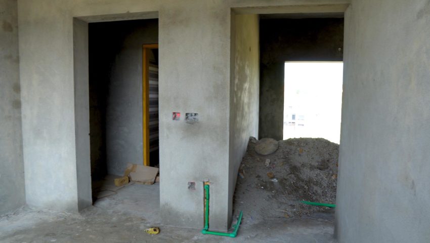 Pics.00_01_14_11.Still143