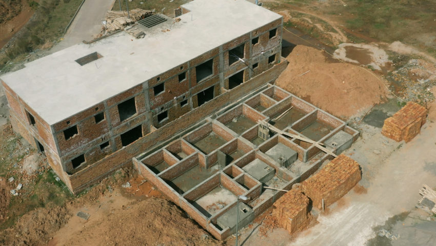 Pics.00_00_29_29.Still164