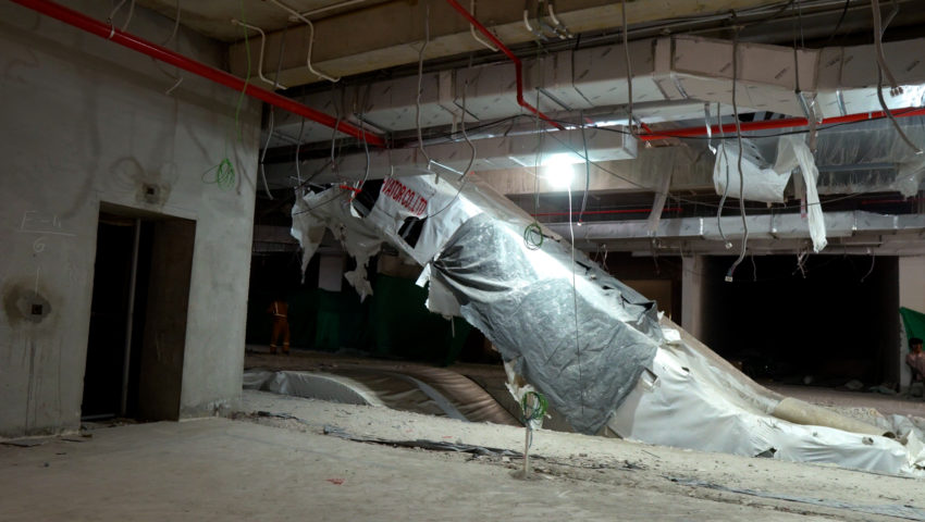 04April - Mall 35 - 06-04-2023.00_00_29_29.Still783