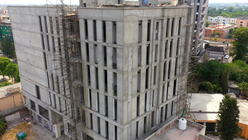 04April - Mall 35 - 06-04-2023.00_01_03_24.Still790