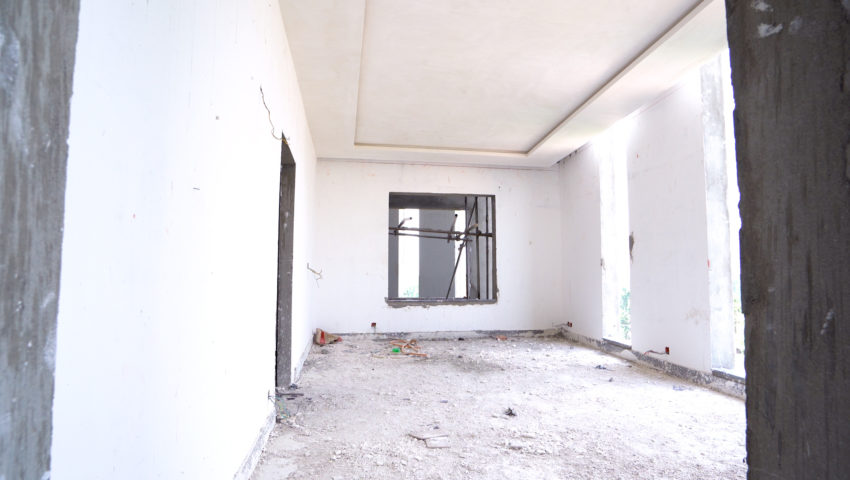 04April - Mall 35 - 06-04-2023.00_00_34_13.Still807