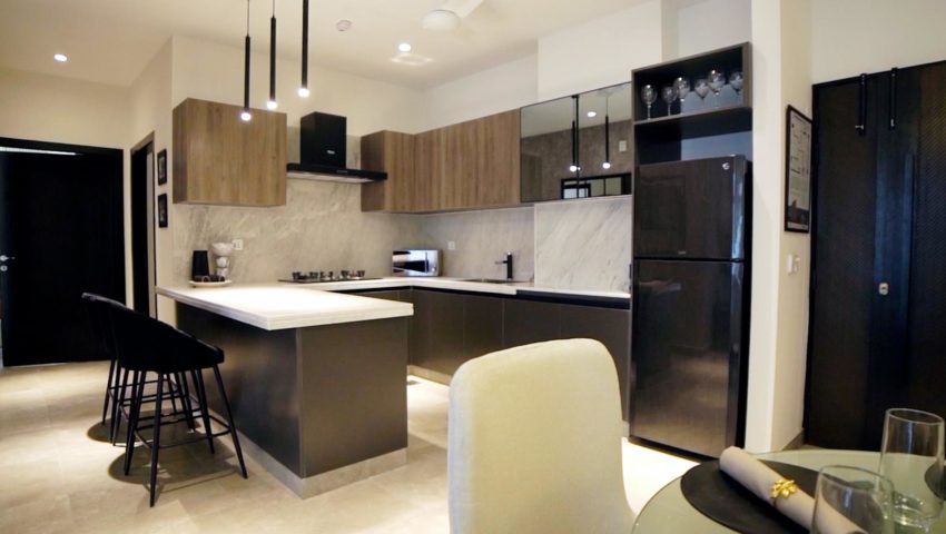 Quardrangle Timeline.00_12_35_25.Still1036