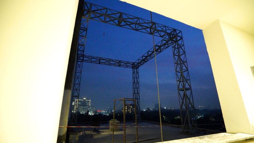 Quardrangle Timeline.00_12_49_16.Still1047